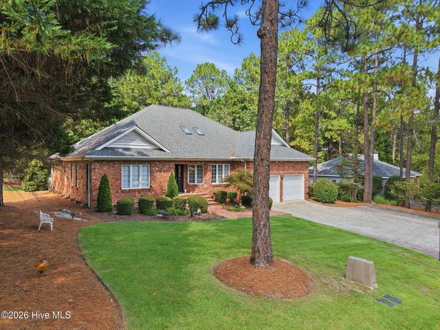 885 Monticello Drive, Pinehurst, NC 28374