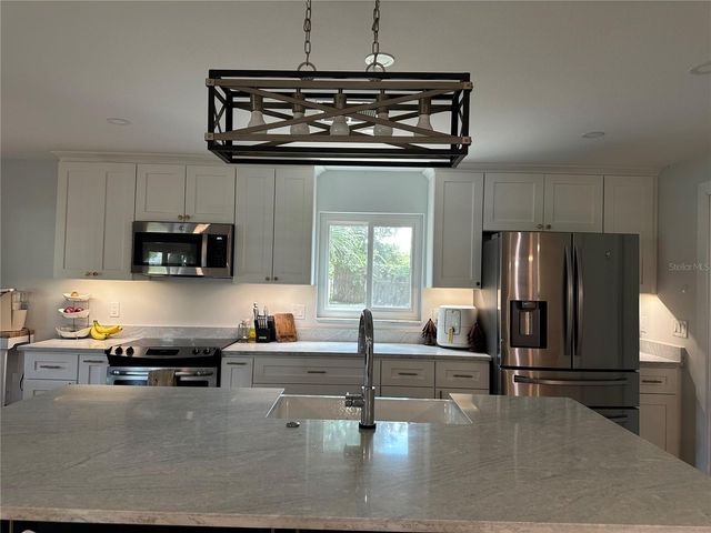 105 KENT COURT, Port Orange, FL 32127
