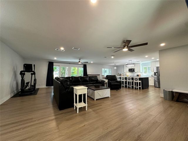 105 KENT COURT, Port Orange, FL 32127