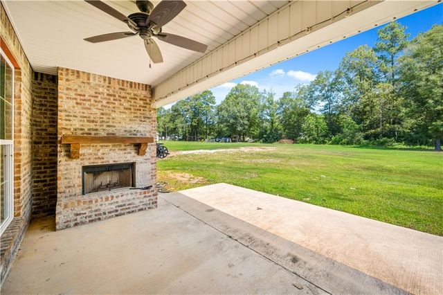 1058 HANNAH Loop, Pineville, LA 71360
