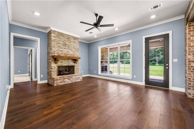 1058 HANNAH Loop, Pineville, LA 71360