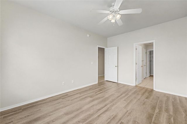 3102 Deerfield 2, Bentonville, AR 72713