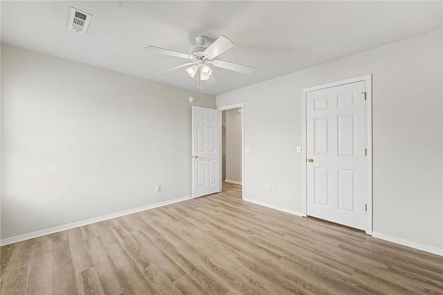 3102 Deerfield 2, Bentonville, AR 72713