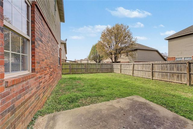 3102 Deerfield 2, Bentonville, AR 72713