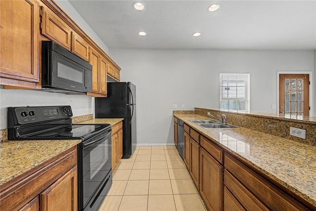 3102 Deerfield 2, Bentonville, AR 72713