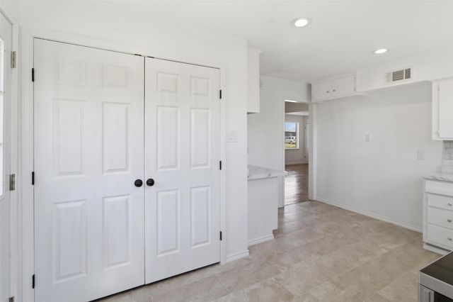 10969 Park Oak Circle, Dallas, TX 75228