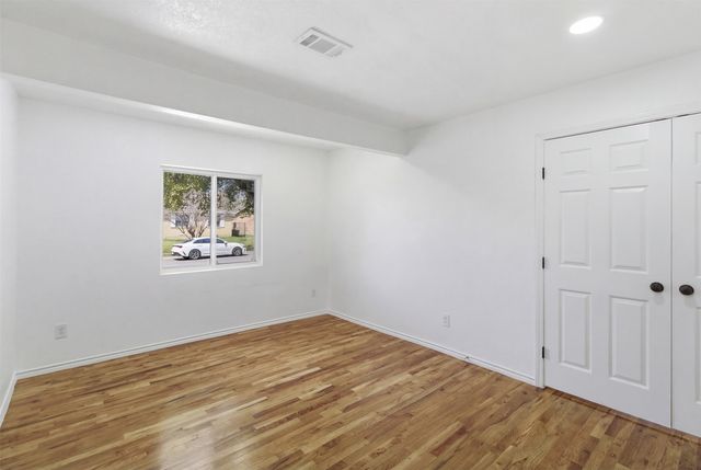 10969 Park Oak Circle, Dallas, TX 75228