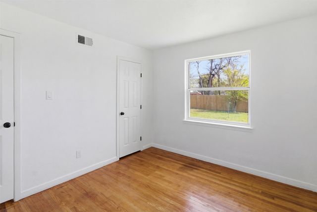 10969 Park Oak Circle, Dallas, TX 75228