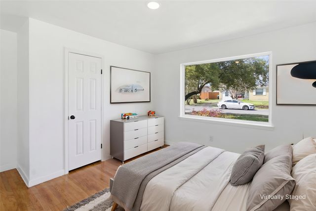 10969 Park Oak Circle, Dallas, TX 75228