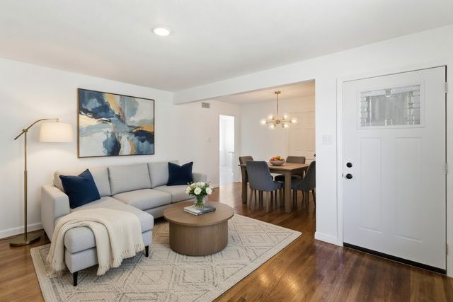 10969 Park Oak Circle, Dallas, TX 75228