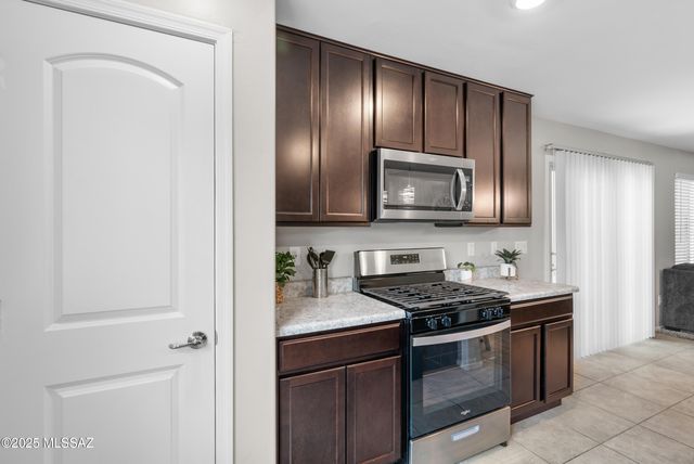 1114 E Descent Street, Tucson, AZ 85719