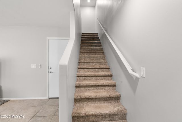 1114 E Descent Street, Tucson, AZ 85719