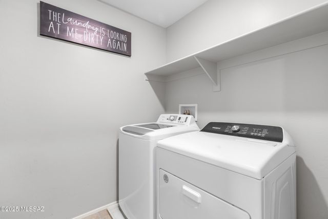 1114 E Descent Street, Tucson, AZ 85719