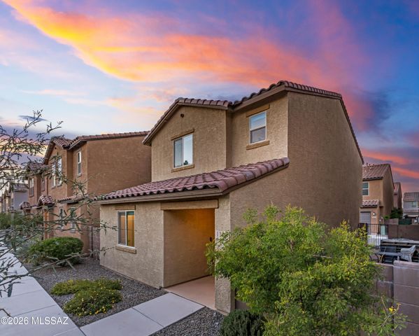 1114 E Descent Street, Tucson, AZ 85719