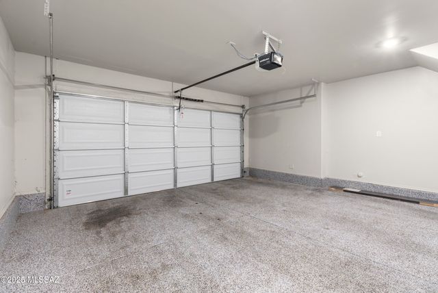 1114 E Descent Street, Tucson, AZ 85719