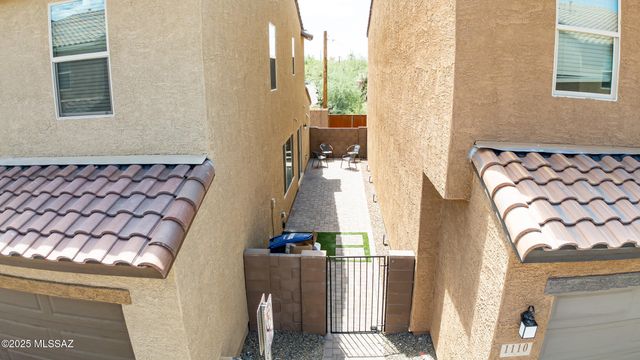 1114 E Descent Street, Tucson, AZ 85719