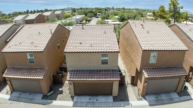 1114 E Descent Street, Tucson, AZ 85719