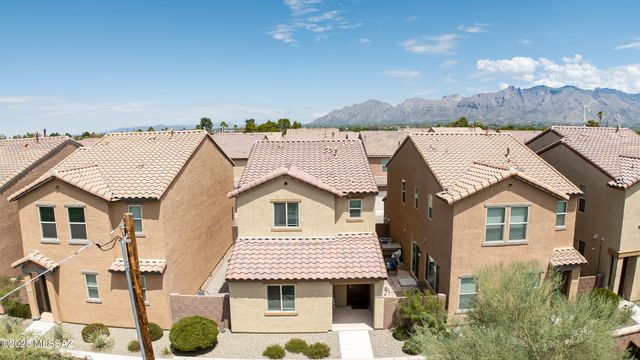 1114 E Descent Street, Tucson, AZ 85719