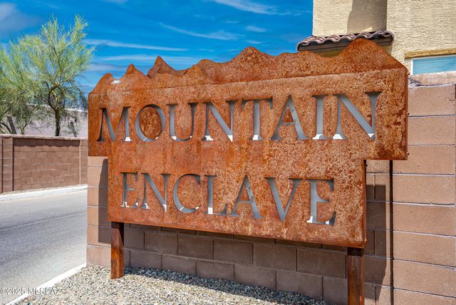 1114 E Descent Street, Tucson, AZ 85719