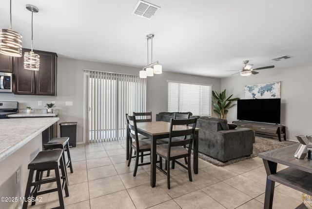 1114 E Descent Street, Tucson, AZ 85719