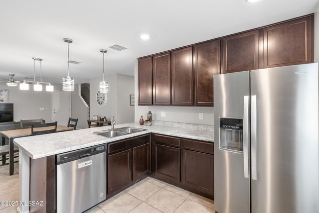 1114 E Descent Street, Tucson, AZ 85719