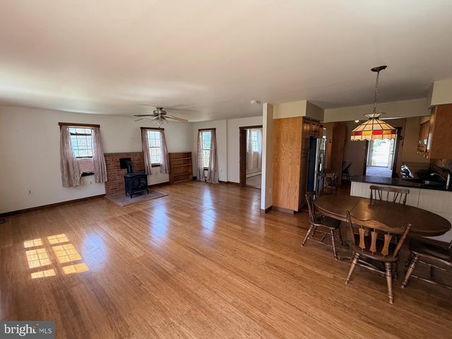 1831 JILL RD, Willow Grove, PA 19090