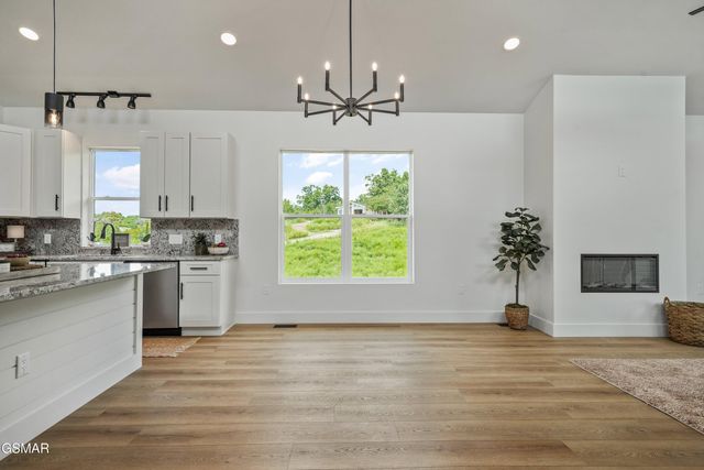 2314 Rock Gardens Drive, Sevierville, TN 37876
