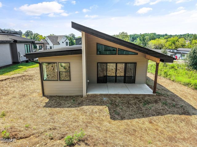 2314 Rock Gardens Drive, Sevierville, TN 37876