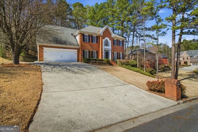 815 Kings Arms Way, Alpharetta, GA 30022
