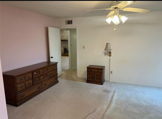 1011 Quail Creek Drive, Russellville, AR 72801