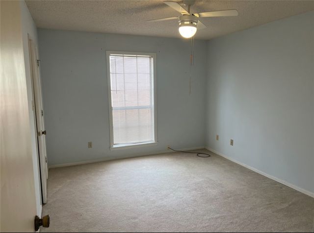 1011 Quail Creek Drive, Russellville, AR 72801