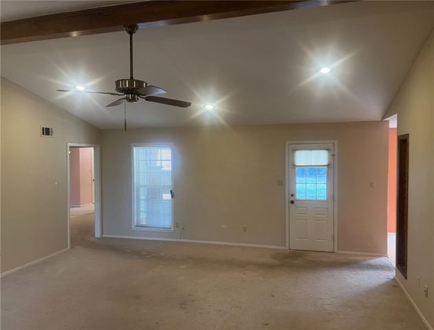 1011 Quail Creek Drive, Russellville, AR 72801