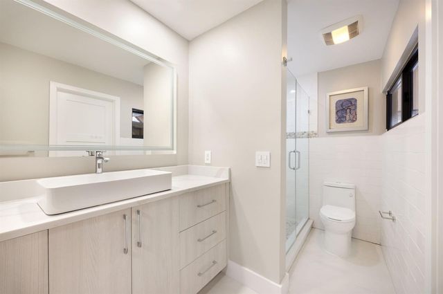 424 Hendricks Isle 6, Fort Lauderdale, FL 33301