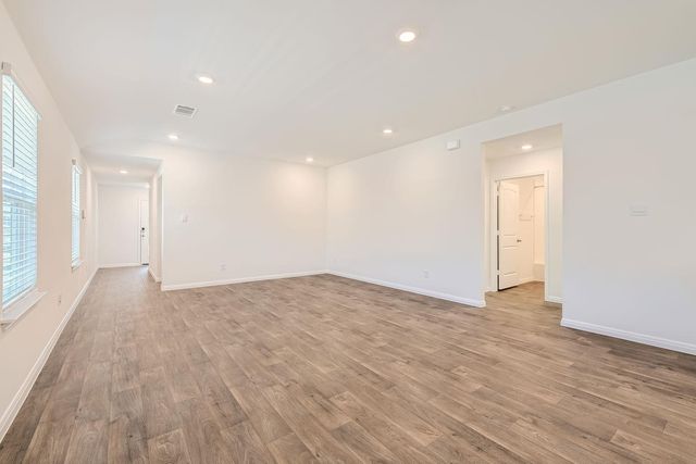508 Gladiola LOOP, Kyle, TX 78640