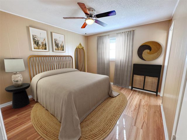 105 Heatonville Drive 5, Huntsville, TX 77320