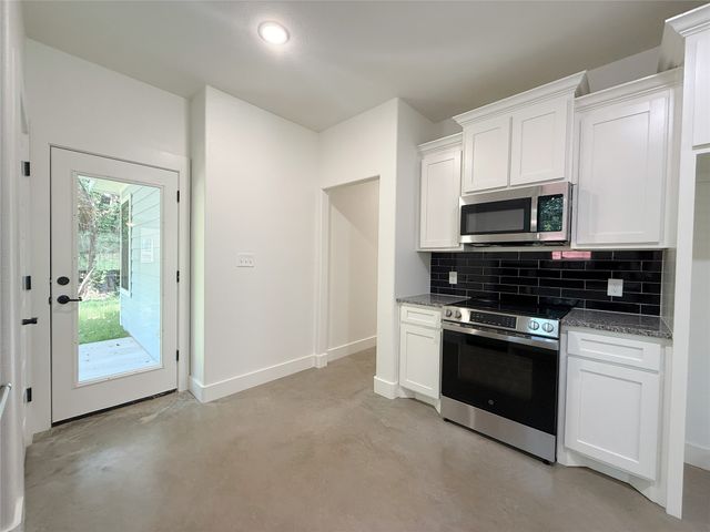 1903 S Lamar, Denison, TX 75021