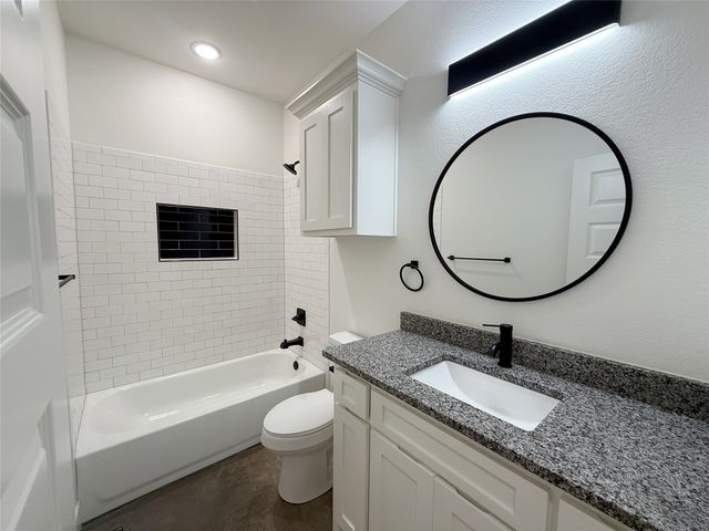 1903 S Lamar, Denison, TX 75021