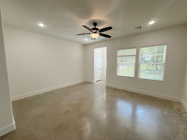 1903 S Lamar, Denison, TX 75021