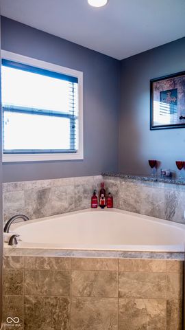 15654 Gateshead Drive, Westfield, IN 46074