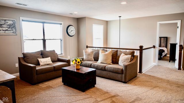 15654 Gateshead Drive, Westfield, IN 46074