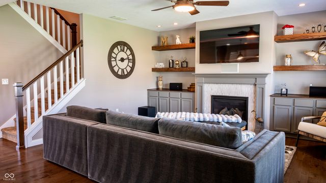 15654 Gateshead Drive, Westfield, IN 46074