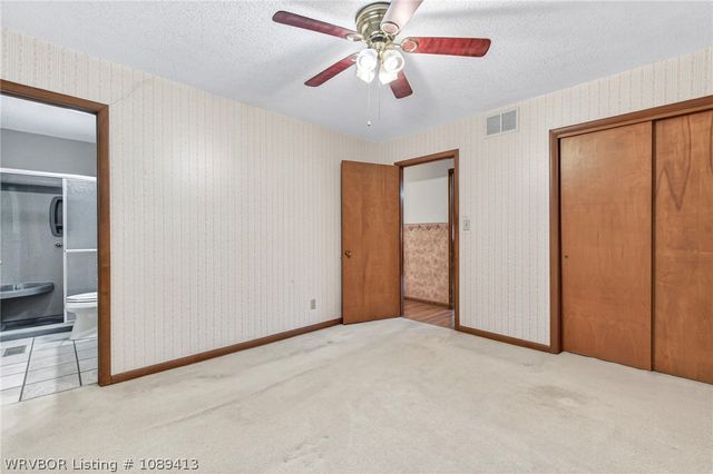 1302 Rena Road, Van Buren, AR 72956