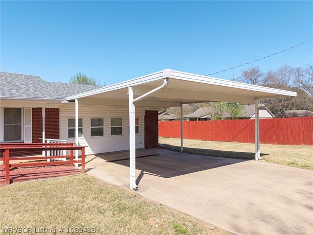 1302 Rena Road, Van Buren, AR 72956