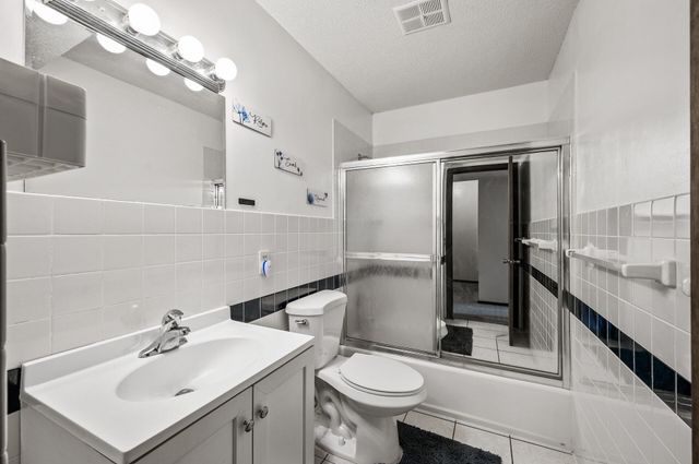 7501 62nd Court N, Brooklyn Park, MN 55428