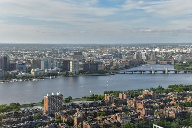 1 Dalton Street 5703, Boston, MA 02115