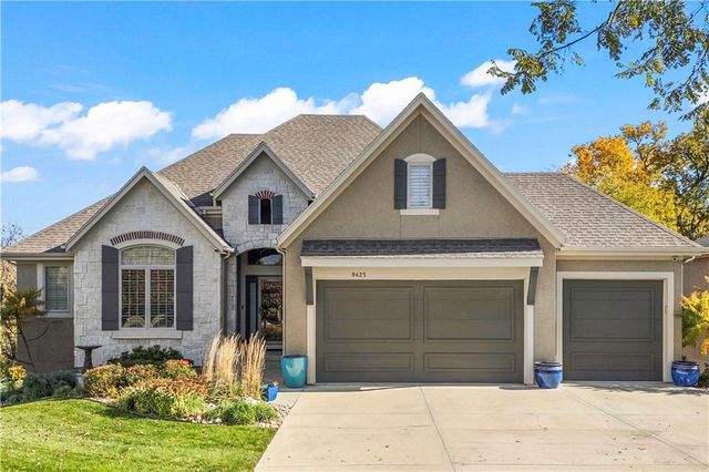 9425 Pinnacle Street, Lenexa, KS 66220