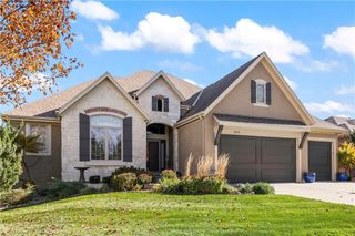 9425 Pinnacle Street, Lenexa, KS 66220