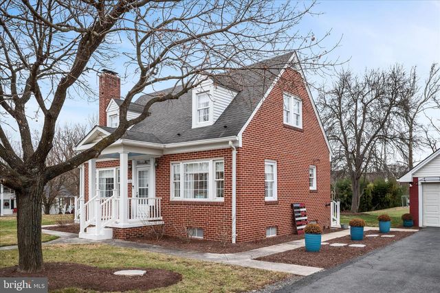 310 W MAIN STREET, Wardensville, WV 26851