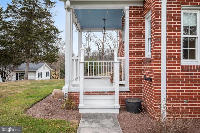 310 W MAIN STREET, Wardensville, WV 26851