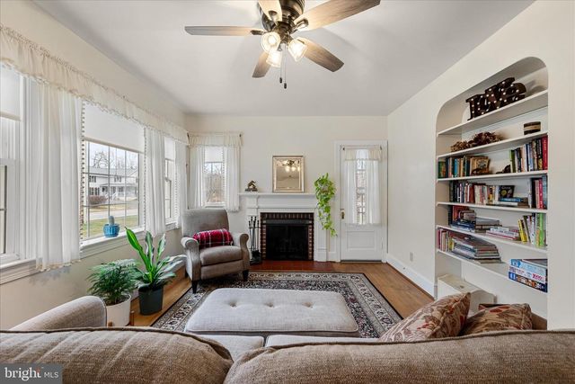 310 W MAIN STREET, Wardensville, WV 26851